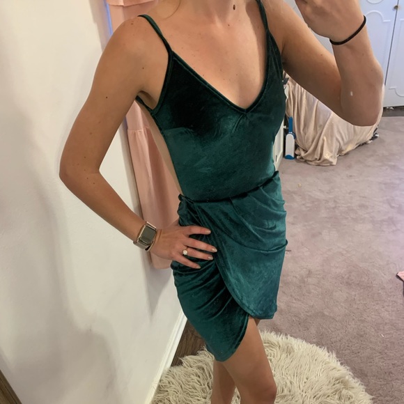 Shein | Emerald Green Velvet Mini Dress - Picture 3 of 8